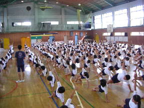 明日の一瞬　一瞬　のためにがんばる子どもたち