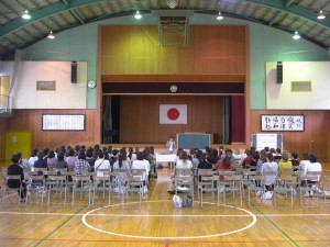 子育て講演会が行われました(13:50)