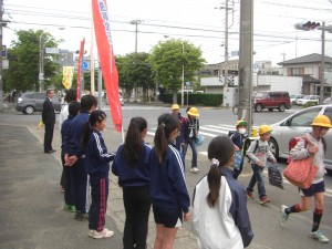 朝のあいさつ運動(7:35)