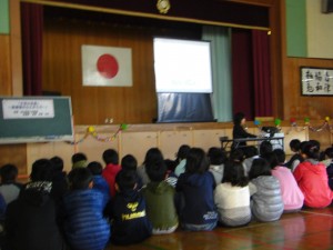 ５年　助産師さんを講師としていのちの授業(9:50)