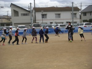 練習に取り組む　６の２の子どもたち(10:30)