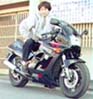 �E�҂X�O�O�ɂ���΂��̃o�C�N�́A����ĂȂ����������H�q���`�����������b�[�̉����ō��I�i�O�O�j