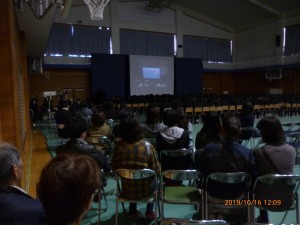 保護者の方にたくさん参観いただきました。\