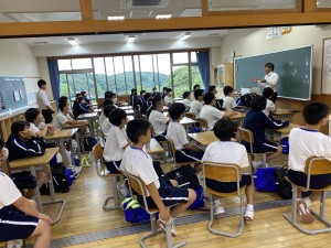 3F83F6A1-0432-4414-BE9F-2655DD712A02