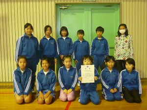 P1300962 みんなにすすめたい一冊の本(50冊)県教育長賞の12名の児童