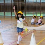 P1050523 左右確認したら,さっさとわたります。