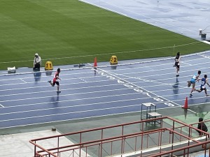 5526F711-0CA7-47B3-AE45-8E1CBAE8044E