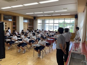 79AB3463-6F2D-4561-A309-32FDC93EC96A