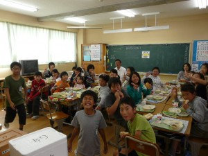 P1070026 1年生と6年生です\\