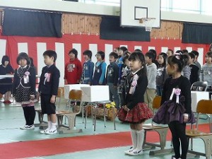 P1100125 ピカピカの1年生\\