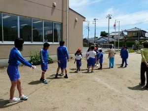 P1100850 業間運動(長縄)\