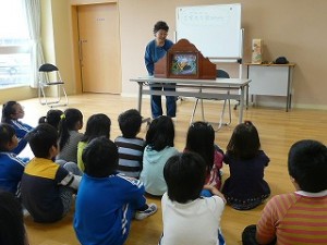 P1100940 読み聞かせ(低学年)\