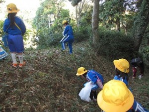 IMG_1479 1・2年生の「秋をさがそう」どんな秋があったかな??\