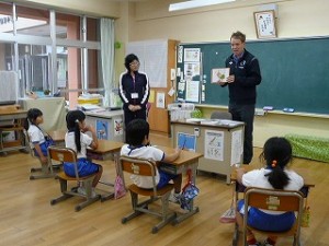 P1130499 リチャード先生との英語学習(1年生)\