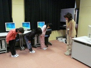 P1140477 パソコン教室 2年生\