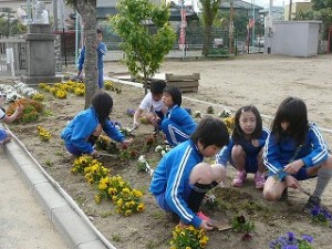 P1150427 今日の奉仕活動 4年生\