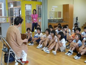 P1160648 高学年 読み聞かせ会\