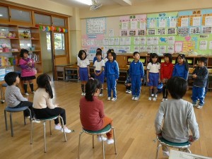 P1190060 交流の様子\