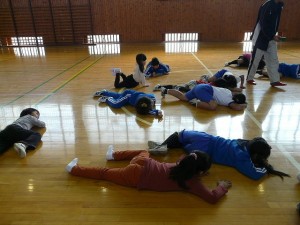 P1190085 「だるなさんがこころんだ」遊び