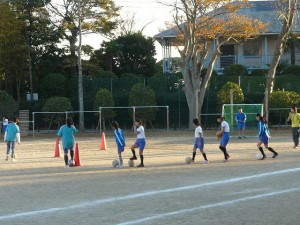 P1190158 フットサルの練習\\