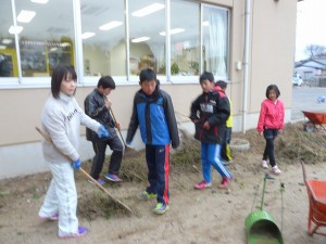 P1190595 朝の奉仕活動