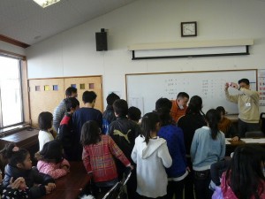 P1190747 抽選の様子\