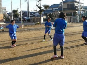 P1190807 縄跳び頑張ってますね!\