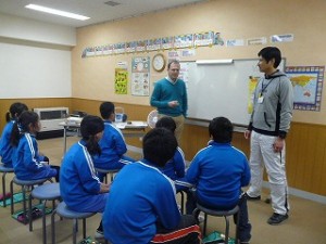 P1200358 英語学習 最終日 ジェラルド先生ありがとうございました。\