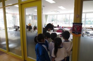 IMG_0933 2・3人ずつ,声をそろえて入室理由を言いました。\\