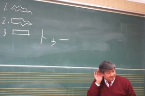 IMG_0992 教えるのがとっても上手な先生で,とびっきり優しい先生です。\
