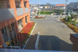 IMG_2061 校舎2階から東を撮りました。\\