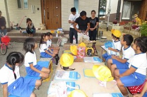 IMG_2110 山町さんがご家族で出迎えてくださいました。\