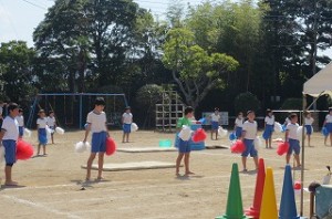 IMG_2208 組み体操・・・実は,ダンスもします。\