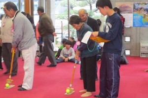 IMG_2630 記録をがんばる6年生\