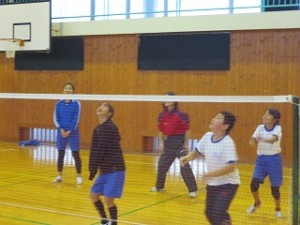 IMG_2795 6年生達は頑張りましたが,今回男子職員には・・・。\