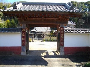IMGP1255 勅願寺「根本寺」です。\