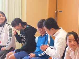 IMG_3428 どんな絵になるか楽しみでもあり,心配でもあり・・・。\
