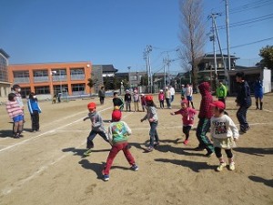 IMG_3487 今日の「6年生と遊ぼう」は,1年生です。\