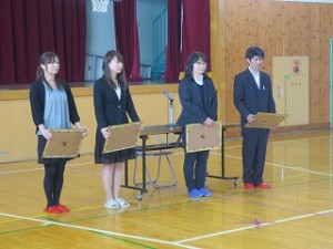 IMG_3751 26年度役員の方々です。ありがとうございました。お疲れ様でした。\