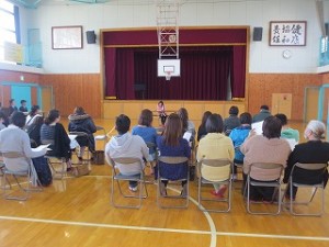 IMG_3755 スポーツ父母の会の総会です。この後,子ども会育成会の総会があり,スポーツ父母の会の事業は子ども会育成会が引き継ぐことになりました。会員の減少のためです。\