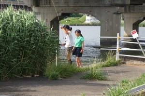IMG_4121 「北浦+一の鳥居通り」クラブで釣りをしました。25㎝のニゴイと30㎝のナマズの顔を見ました。\\