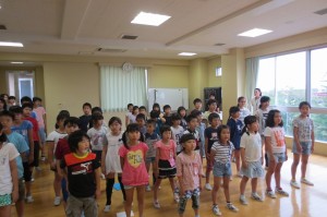 IMG_4516 校歌を元気よく歌って終業式が終わりました。\\\