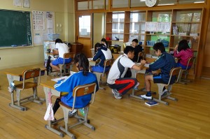 DSC02635 ⒍年生は,テストでした。できたかな?\
