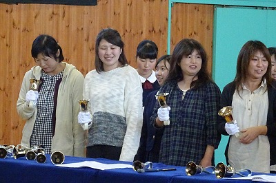 DSC02944 お母さんがたも楽しそうです。\\