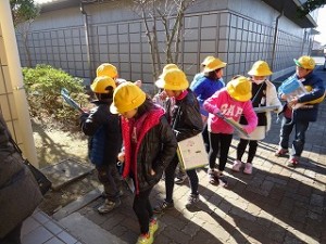 DSC00373 到着です。みんなワクワクドキドキしています。\