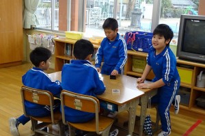 DSC04219 「さあ,なにやる?」と言ってました。\