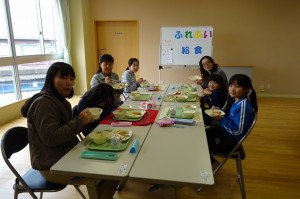 DSC04341 14人の中に先生が6人もいます。豊津小の先生は3学期生まれが多いです。\\\\