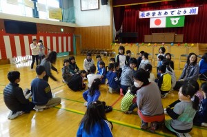 DSC04631 4・5年生考案の「集合」ゲームです。登校班の集まりで集まったり,・・・