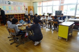 DSC05061 4年生も算数の授業です。\