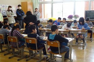 DSC05065 3年生も算数の授業です。\